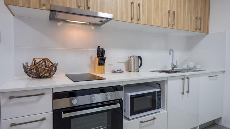<b>Annexe Apartments Suite</b>. Images powered by <a href="https://iceportal.shijigroup.com/" title="IcePortal" target="_blank">IcePortal</a>.