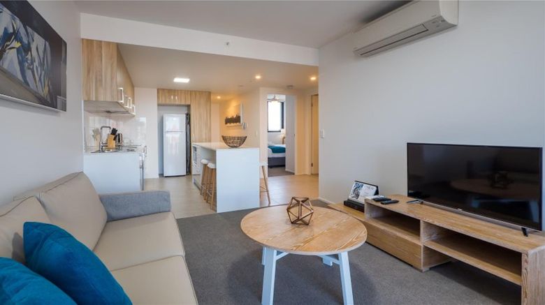 <b>Annexe Apartments Suite</b>. Images powered by <a href="https://iceportal.shijigroup.com/" title="IcePortal" target="_blank">IcePortal</a>.