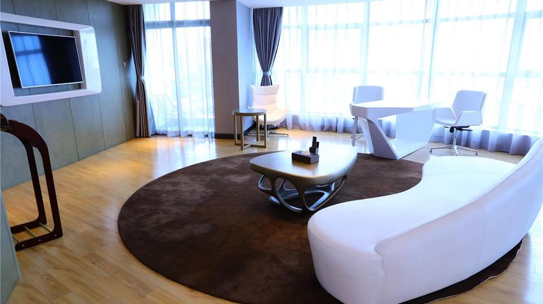 <b>Ethiopian Skylight Hotel Room</b>. Images powered by <a href="https://iceportal.shijigroup.com/" title="IcePortal" target="_blank">IcePortal</a>.