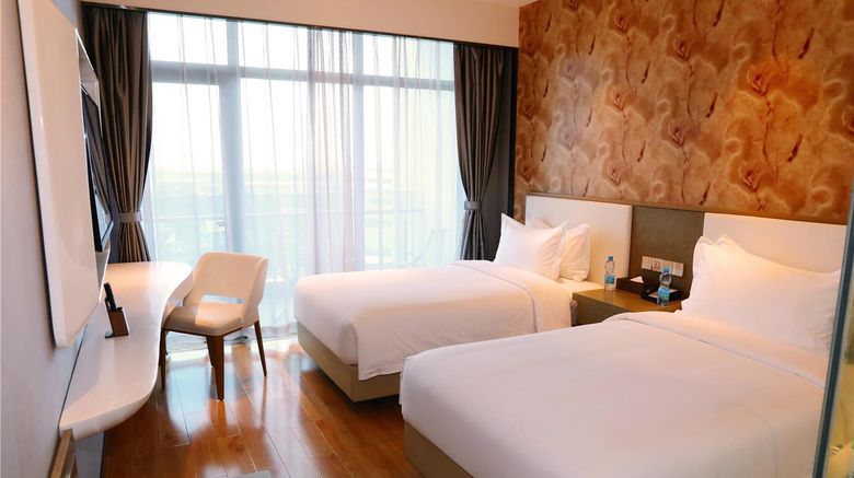 <b>Ethiopian Skylight Hotel Suite</b>. Images powered by <a href="https://iceportal.shijigroup.com/" title="IcePortal" target="_blank">IcePortal</a>.