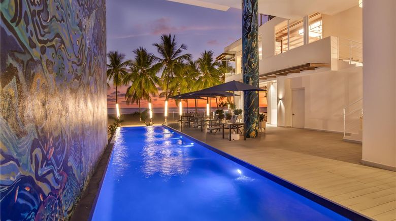 <b>Monte Carlo Luxury Condominiums Pool</b>. Images powered by <a href="https://iceportal.shijigroup.com/" title="IcePortal" target="_blank">IcePortal</a>.
