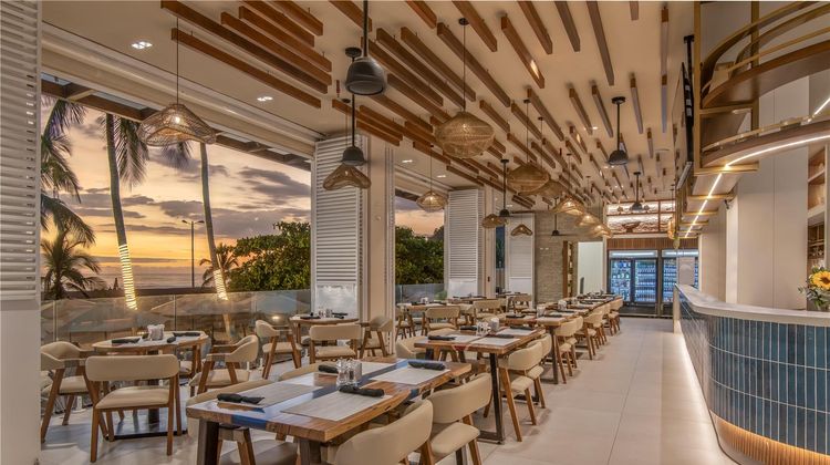 Monte Carlo Luxury Condominiums Restaurant