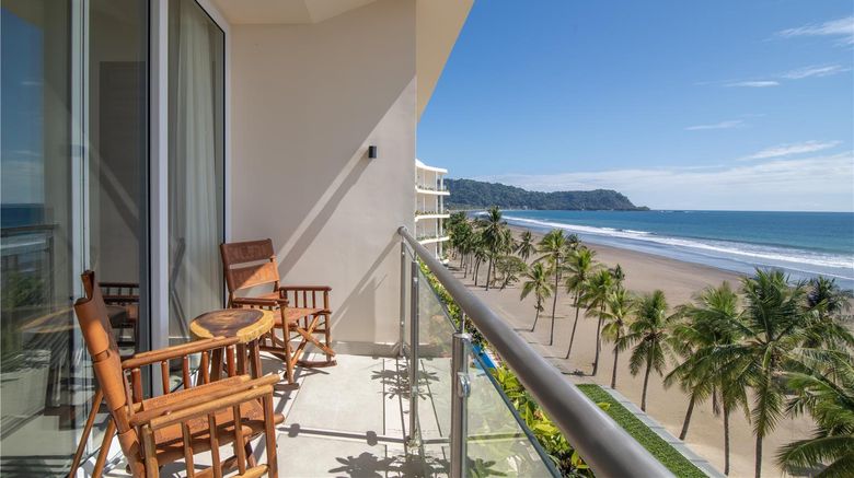 <b>Monte Carlo Luxury Condominiums Room</b>. Images powered by <a href="https://iceportal.shijigroup.com/" title="IcePortal" target="_blank">IcePortal</a>.
