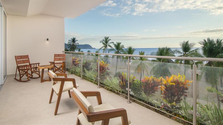 <b>Monte Carlo Luxury Condominiums Suite</b>. Images powered by <a href="https://iceportal.shijigroup.com/" title="IcePortal" target="_blank">IcePortal</a>.