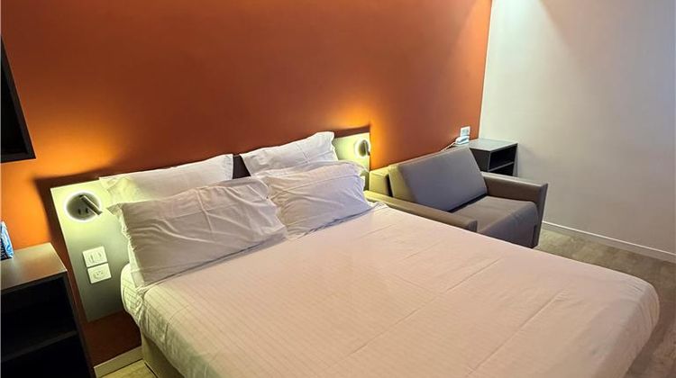 Hotel Cyano Frejus St Raphael Room