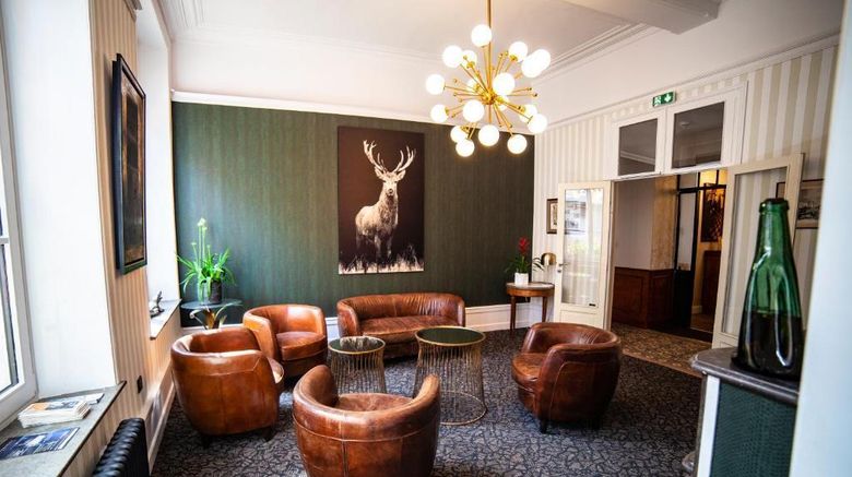 <b>Les Hauts de Montreuil Lobby</b>. Images powered by <a href="https://iceportal.shijigroup.com/" title="IcePortal" target="_blank">IcePortal</a>.