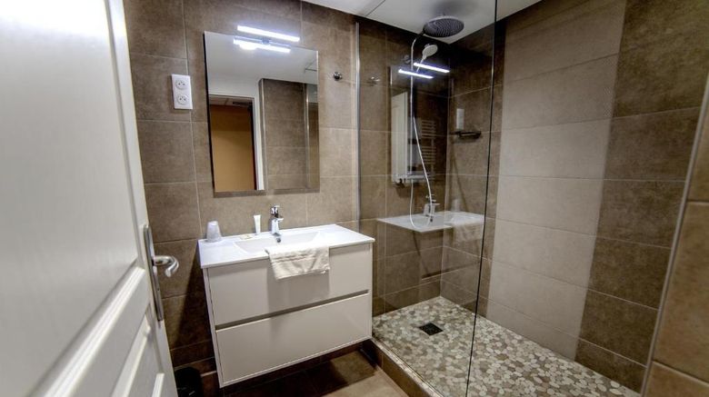 <b>Les Hauts de Montreuil Other</b>. Images powered by <a href="https://iceportal.shijigroup.com/" title="IcePortal" target="_blank">IcePortal</a>.