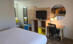 Days Inn by Wyndham Scottsboro