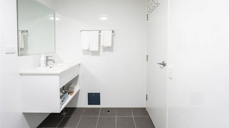 <b>Comfort Resort Leura Gardens Room</b>. Images powered by <a href="https://iceportal.shijigroup.com/" title="IcePortal" target="_blank">IcePortal</a>.