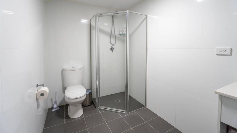 <b>Comfort Resort Leura Gardens Room</b>. Images powered by <a href="https://iceportal.shijigroup.com/" title="IcePortal" target="_blank">IcePortal</a>.