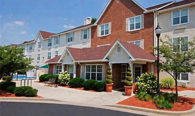 MainStay Suites Bloomington Exterior