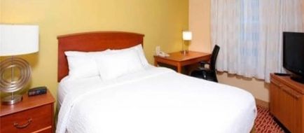 MainStay Suites Bloomington Room