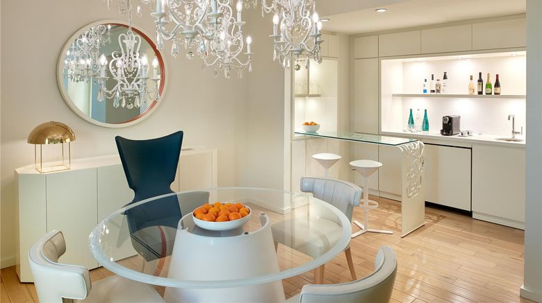 <b>The Valorian Los Angeles, Curio Coll Other</b>. Images powered by <a href="https://iceportal.shijigroup.com/" title="IcePortal" target="_blank">IcePortal</a>.