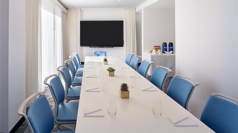 <b>The Valorian Los Angeles, Curio Coll Meeting</b>. Images powered by <a href="https://iceportal.shijigroup.com/" title="IcePortal" target="_blank">IcePortal</a>.