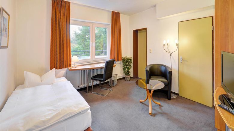 <b>Ringhotel Parkhotel Room</b>. Images powered by <a href="https://iceportal.shijigroup.com/" title="IcePortal" target="_blank">IcePortal</a>.