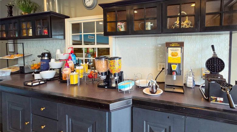 <b>Park Inn by Radisson, Attalla-Gadsden Restaurant</b>. Images powered by <a href="https://iceportal.shijigroup.com/" title="IcePortal" target="_blank">IcePortal</a>.