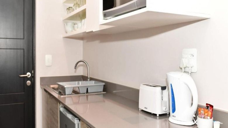 <b>The Residency Jellicoe Other</b>. Images powered by <a href="https://iceportal.shijigroup.com/" title="IcePortal" target="_blank">IcePortal</a>.