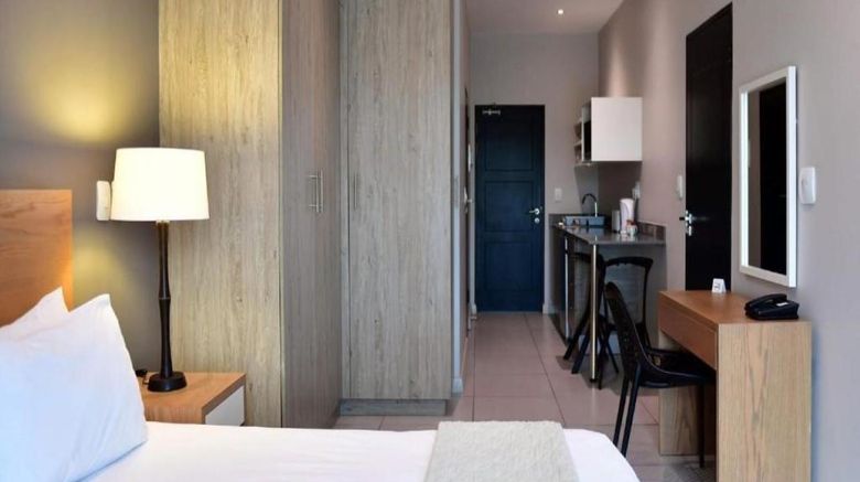 <b>The Residency Jellicoe Room</b>. Images powered by <a href="https://iceportal.shijigroup.com/" title="IcePortal" target="_blank">IcePortal</a>.