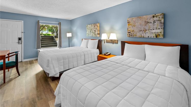 Americas Best Value Inn Brownsville West Room