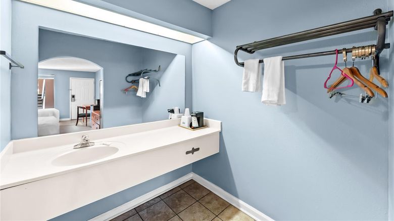 <b>Rodeway Inn Brownsville Room</b>. Images powered by <a href="https://iceportal.shijigroup.com/" title="IcePortal" target="_blank">IcePortal</a>.