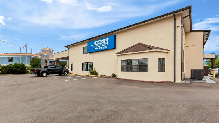 Americas Best Value Inn Brownsville West Exterior