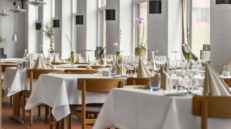 <b>Hotel Fuglsocentret Restaurant</b>. Images powered by <a href="https://iceportal.shijigroup.com/" title="IcePortal" target="_blank">IcePortal</a>.