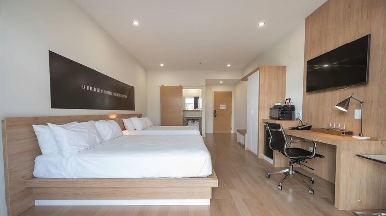 <b>Hotel du Domaine Room</b>. Images powered by <a href="https://iceportal.shijigroup.com/" title="IcePortal" target="_blank">IcePortal</a>.