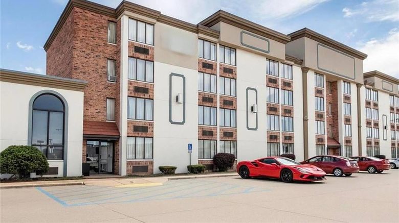 Baymont by Wyndham Festus Exterior. Images powered by <a href="https://iceportal.shijigroup.com" target="_blank" rel="noopener">Ice Portal</a>.