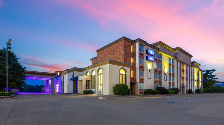 Baymont by Wyndham Festus Exterior