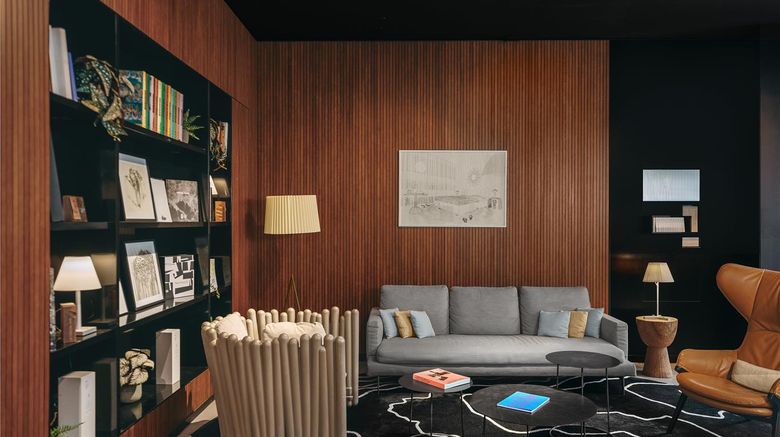 <b>Drawing Hotel Lobby</b>. Images powered by <a href="https://iceportal.shijigroup.com/" title="IcePortal" target="_blank">IcePortal</a>.