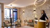 <b>Hotel Des Arts Lobby</b>. Images powered by <a href="https://iceportal.shijigroup.com/" title="IcePortal" target="_blank">IcePortal</a>.