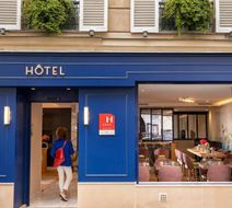 Hotel Des Arts Exterior