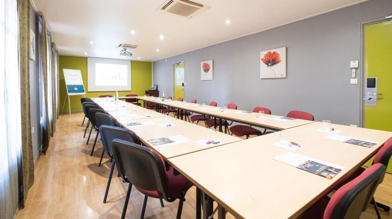 <b>Inter Hotel de Bourgogne Meeting</b>. Images powered by <a href="https://iceportal.shijigroup.com/" title="IcePortal" target="_blank">IcePortal</a>.