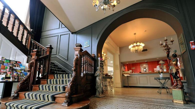 <b>Inter Hotel de Bourgogne Lobby</b>. Images powered by <a href="https://iceportal.shijigroup.com/" title="IcePortal" target="_blank">IcePortal</a>.
