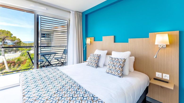 <b>Sure Hotel by Best Western Saint-Raphael Room</b>. Images powered by <a href="https://iceportal.shijigroup.com/" title="IcePortal" target="_blank">IcePortal</a>.
