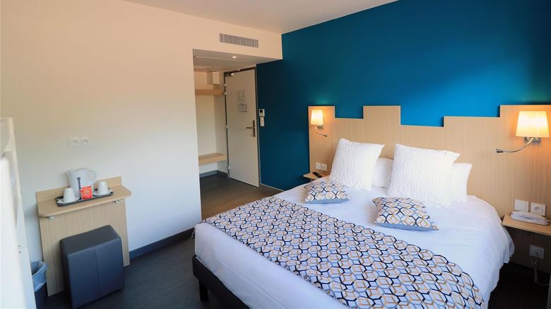<b>Sure Hotel by Best Western Saint-Raphael Room</b>. Images powered by <a href="https://iceportal.shijigroup.com/" title="IcePortal" target="_blank">IcePortal</a>.
