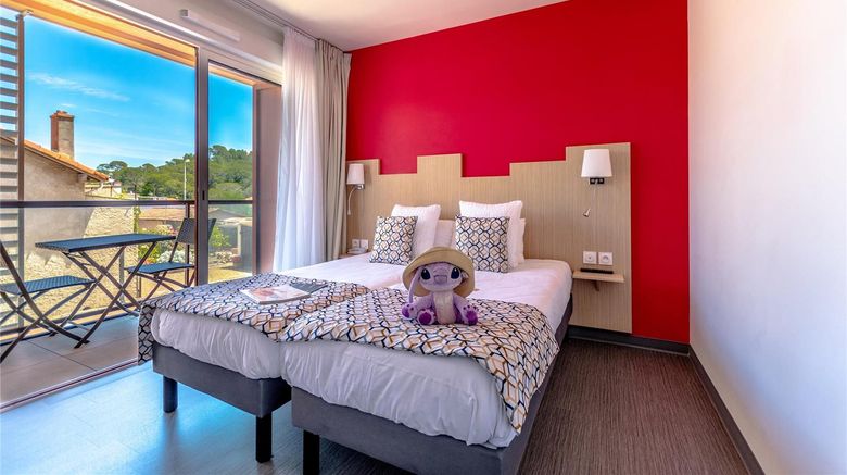 <b>Sure Hotel by Best Western Saint-Raphael Room</b>. Images powered by <a href="https://iceportal.shijigroup.com/" title="IcePortal" target="_blank">IcePortal</a>.