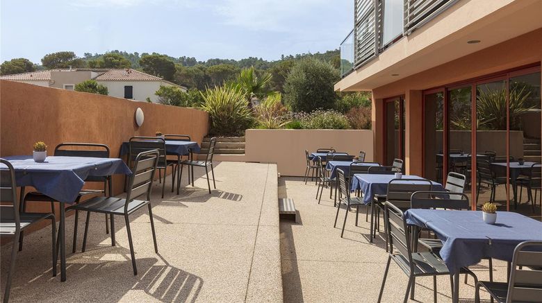 <b>Sure Hotel by Best Western Saint-Raphael Exterior</b>. Images powered by <a href="https://iceportal.shijigroup.com/" title="IcePortal" target="_blank">IcePortal</a>.