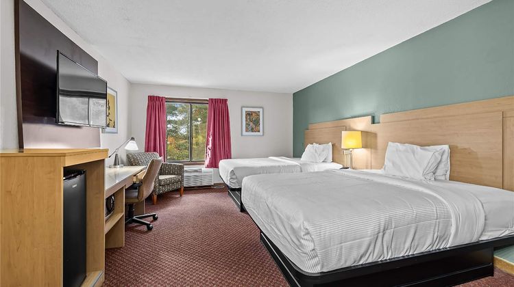 Ramada by Wyndham Stevens Point Room