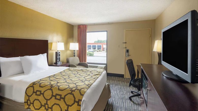 <b>Park Inn Columbus State University Area Room</b>. Images powered by <a href="https://iceportal.shijigroup.com/" title="IcePortal" target="_blank">IcePortal</a>.