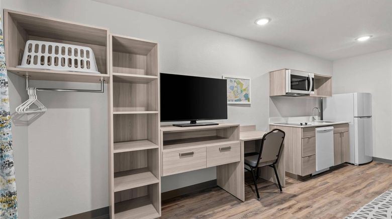<b>WoodSpring Suites Atlanta Canton Suite</b>. Images powered by <a href="https://iceportal.shijigroup.com/" title="IcePortal" target="_blank">IcePortal</a>.