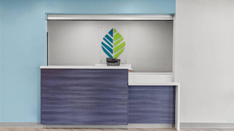 <b>WoodSpring Suites Atlanta Canton Lobby</b>. Images powered by <a href="https://iceportal.shijigroup.com/" title="IcePortal" target="_blank">IcePortal</a>.