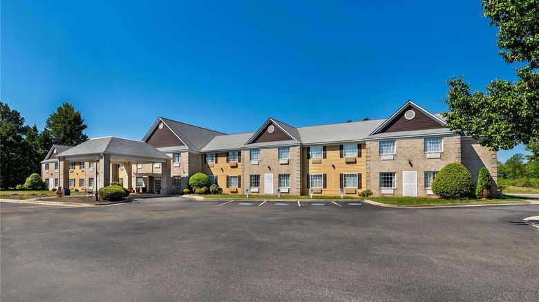 <b>Quality Inn Kilmarnock Exterior</b>. Images powered by <a href="https://iceportal.shijigroup.com/" title="IcePortal" target="_blank">IcePortal</a>.