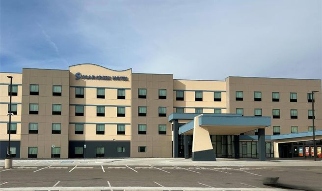 Sugar Creek Inn & Suites Exterior