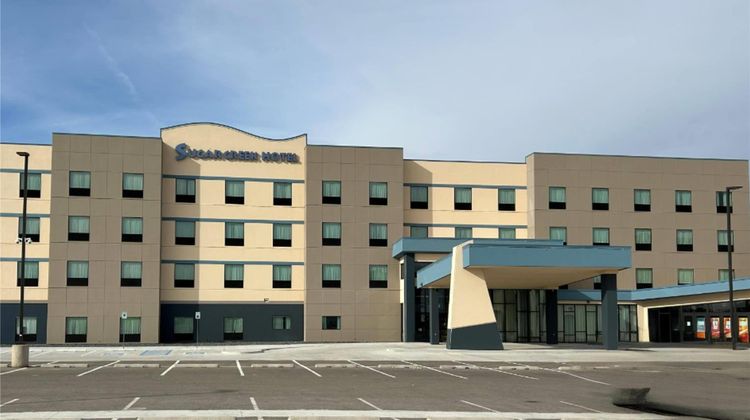Sugar Creek Inn & Suites Exterior