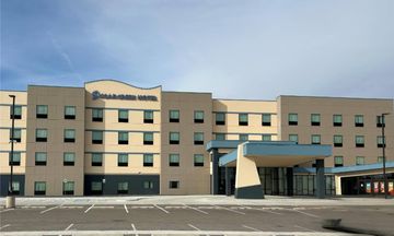 Sugar Creek Inn & Suites