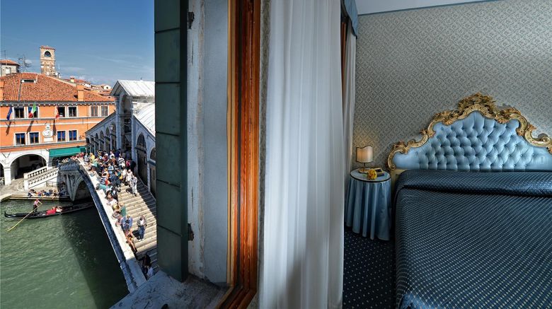 <b>Hotel Rialto Room</b>. Images powered by <a href="https://iceportal.shijigroup.com/" title="IcePortal" target="_blank">IcePortal</a>.
