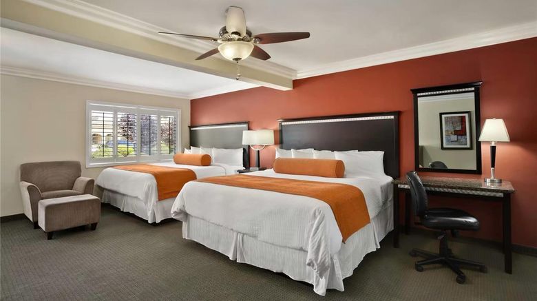 <b>Quality Inn & Suites Santa Maria Suite</b>. Images powered by <a href="https://iceportal.shijigroup.com/" title="IcePortal" target="_blank">IcePortal</a>.