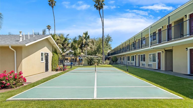 <b>Quality Inn & Suites Santa Maria Exterior</b>. Images powered by <a href="https://iceportal.shijigroup.com/" title="IcePortal" target="_blank">IcePortal</a>.