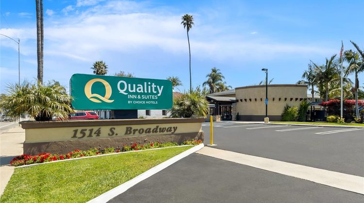 Quality Inn & Suites Santa Maria Exterior